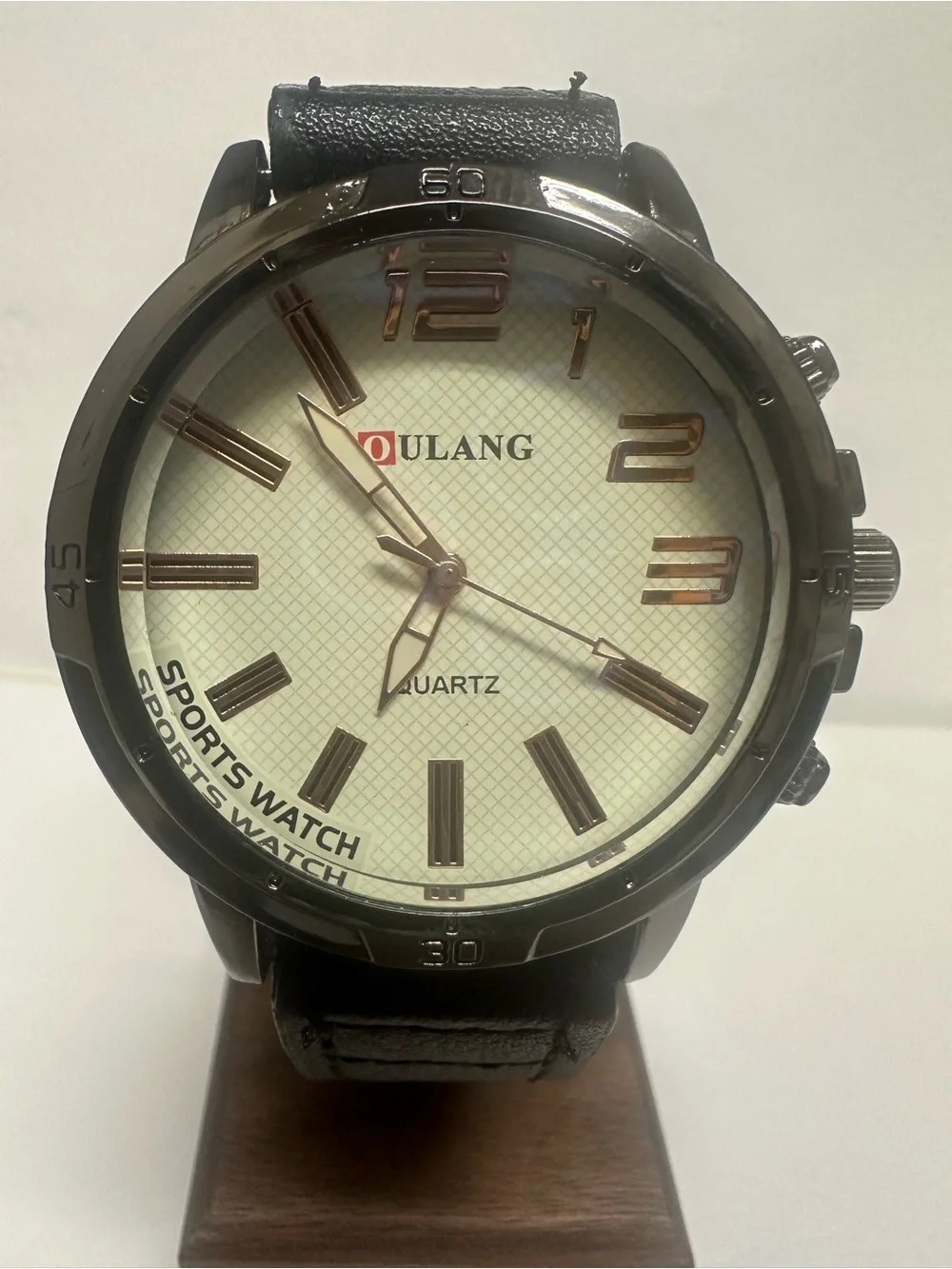 Oulang Men's Black Leather Strap Quartz Watch with Cream Dial